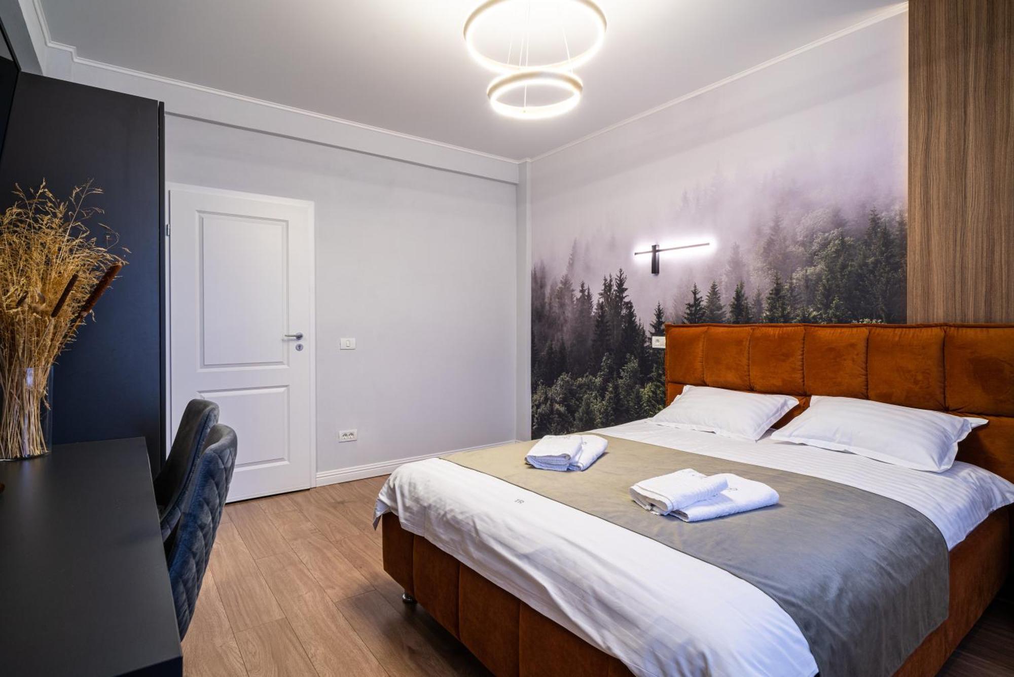 Hotel Transalpina Retreat Novaci-Străini Esterno foto